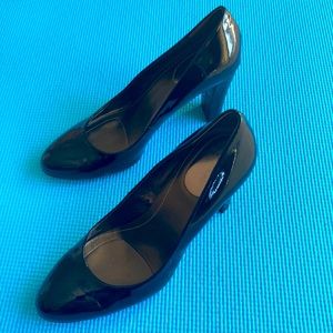Calvin Klein Patent Leather Black Pumps Size 9M